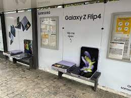 Samsung Galaxy Z Flip 4 صندلی